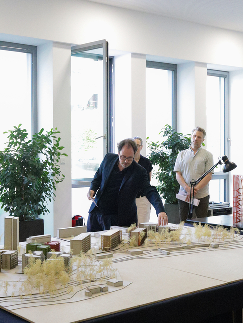 03072025_Vernissage_1_Fotografin_Alexia_Hornig