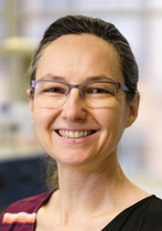 Vicky Goralczyk Eine Professorin im Labor